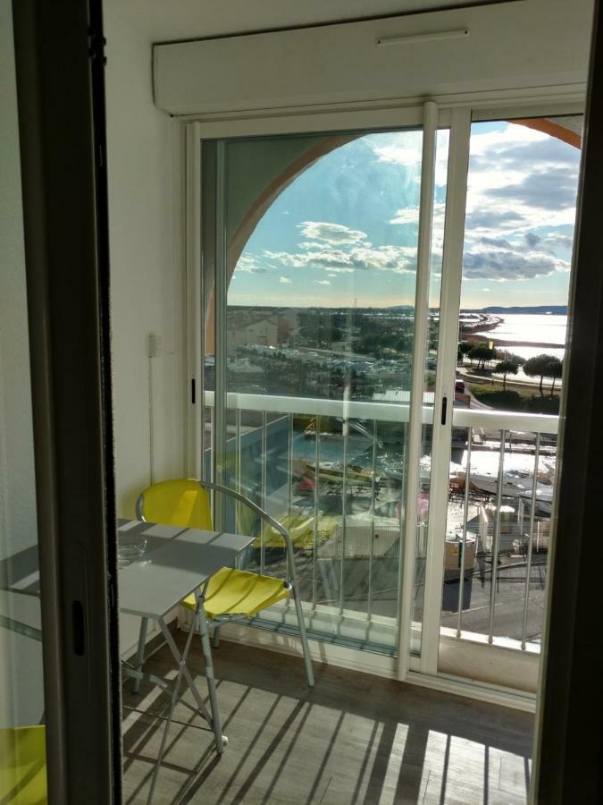 Jolis Studios Vue Sur Mer Port, Etangs Et Canaux Residence Rivercity Carnon-Plage Exterior foto